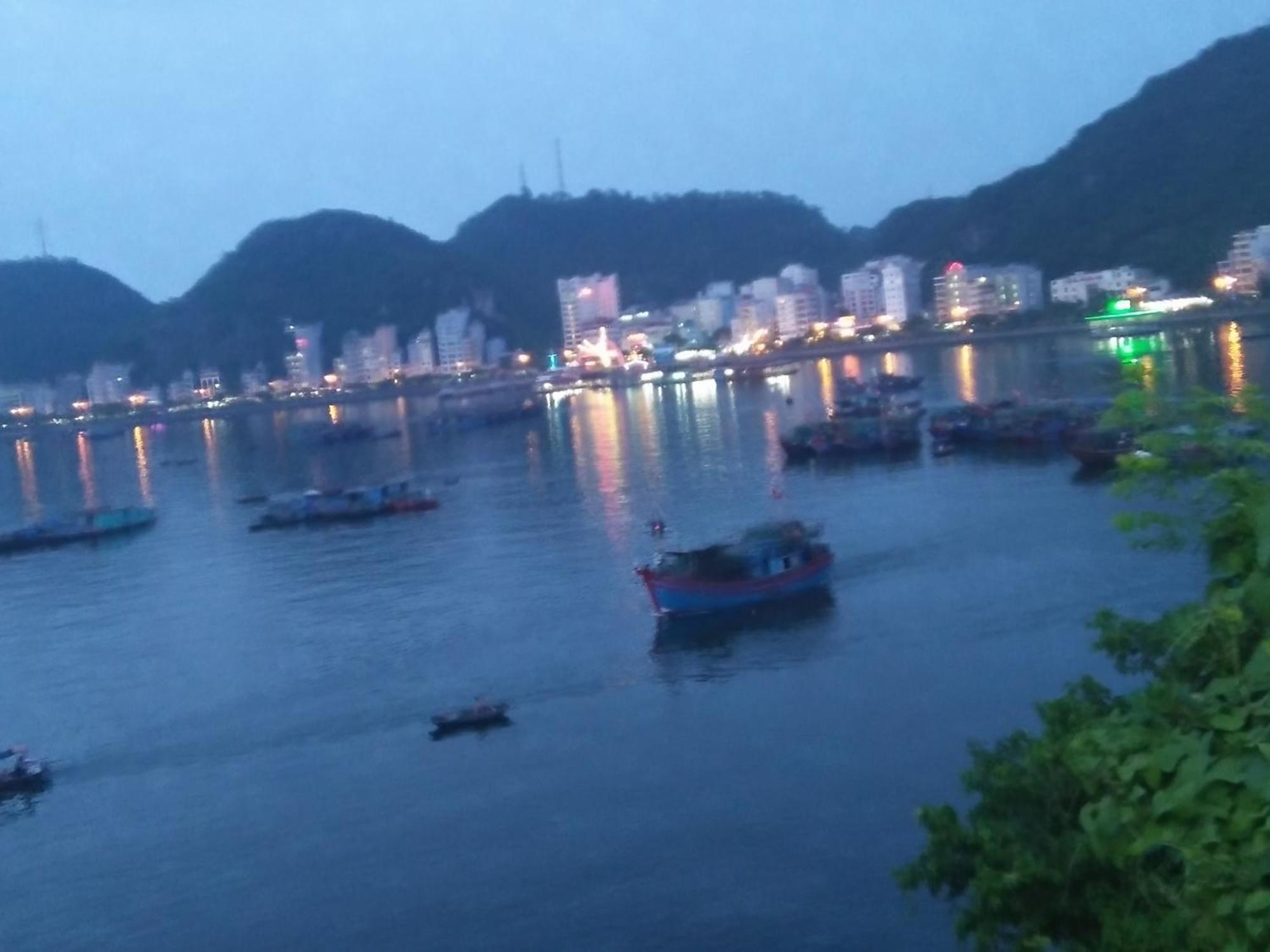 Windy Homestay Cat Ba Island Exterior foto